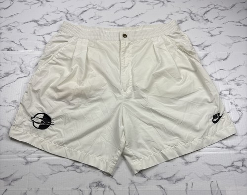 Pantaloncini bianchi vintage